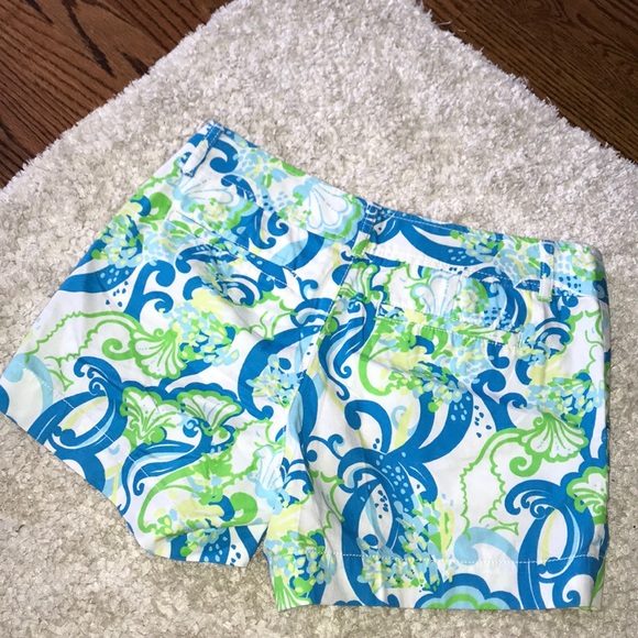 Lilly Pulitzer Callahan Short!!! - Picture 4 of 6